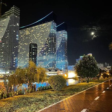 Orbi City Tower Батуми Экстерьер фото